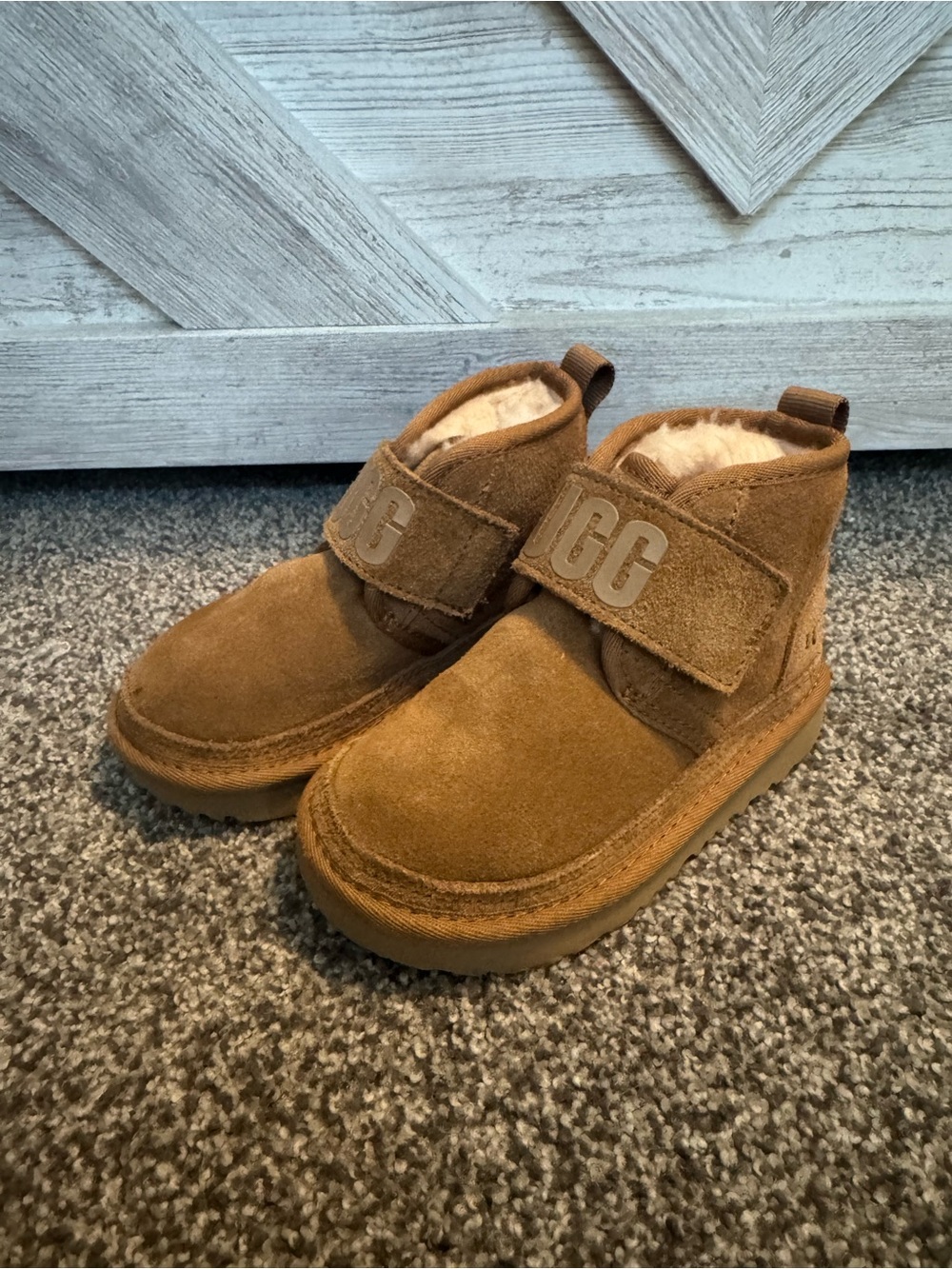 UGG Kids Chestnut Suede Hook-and-Loop Booties